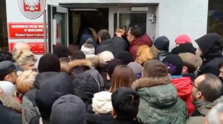 «Мне стыдно перед всем миром за Украину»: Олейник рассказал о заробитчанах в Польше - «Новости дня»