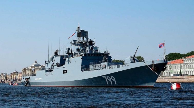 Моряков с российских фрегатов не пустили в Севастополь - «Армия»
