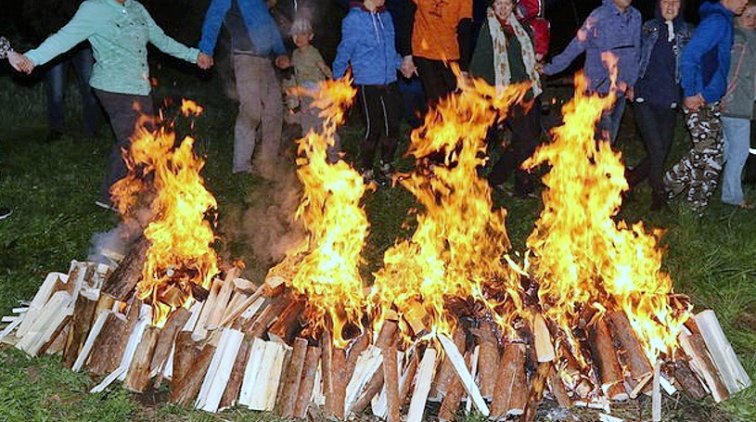 Нижегородская полиция занялась «Делом о хороводе у костра» - «Новости дня»