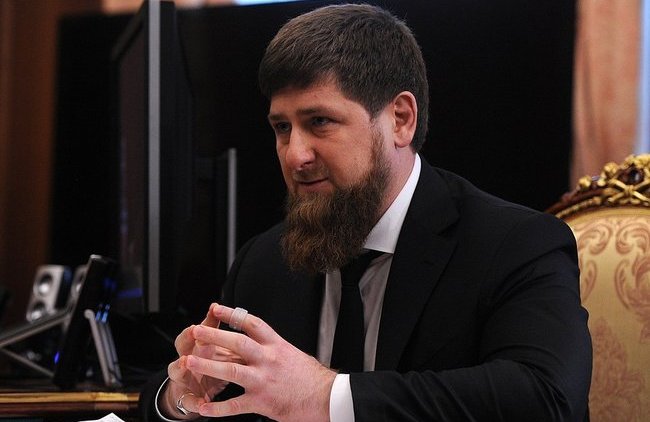 Ответил на каждый пункт: Кадыров разобрал взбесившую его статью «Новой газеты» - «Власть и Общество»