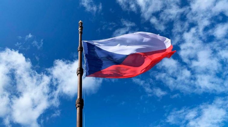 Перед Днем Победы Чехия устроила антироссийскую провокацию - «Политика»