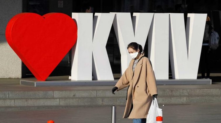 Украинцы свалили эпидемию коронавируса на Россию - «Украина»