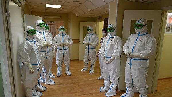 Минздраву поручили обеспечить медорганизации врачами из-за COVID-19 - «Медицина»