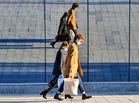 Опрос: почти две трети россиян поддержали бы жесткий карантин и введение режима ЧП - «Россия»