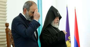 Правительство Армении не комментирует «пожелания и надежды Его Святейшества» - «Политика»