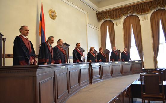 Референдум по конституционным изменениям состоится не ранее августа - «Общество»