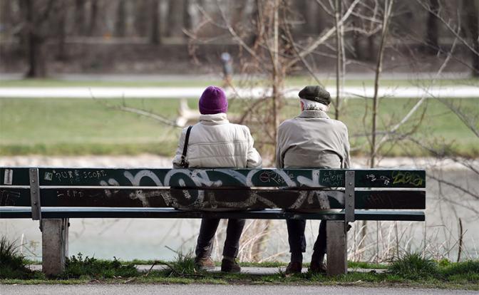 Власть могла бы смягчить ужас пенсионной реформы, но не сделает этого никогда - «Последние новости»