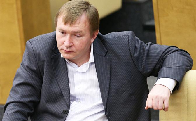 «Выдать деньги, освободить от налогов и платежей! Очень похоже на мародерство!» - «Последние новости»