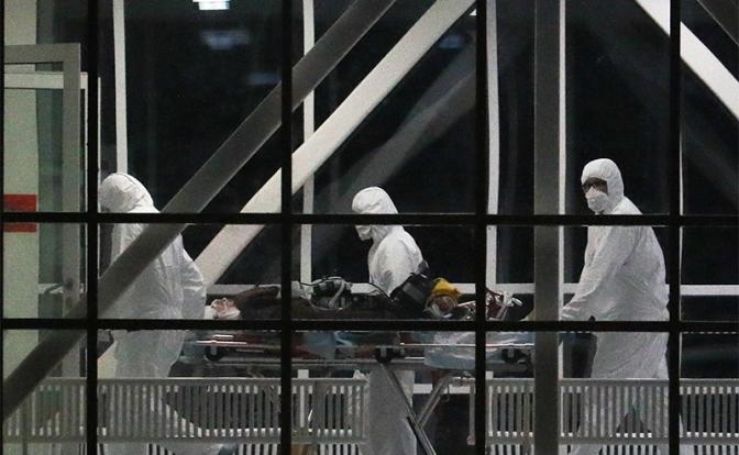 Еще год назад в России знали, что развалив медицину, страна с эпидемией не справится - «Политика»