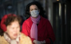 Граждане России потребовали выдавать маски бесплатно - «Новости дня»