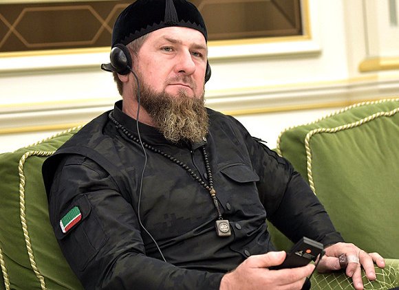 Чеченский политик призвал не верить слухам о коронавирусе у Кадырова - «Новости дня»