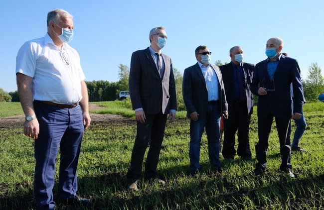 Губернатор Новосибирской области: ход весенних сельхозработ идет с опережением - «Экономика и бизнес»