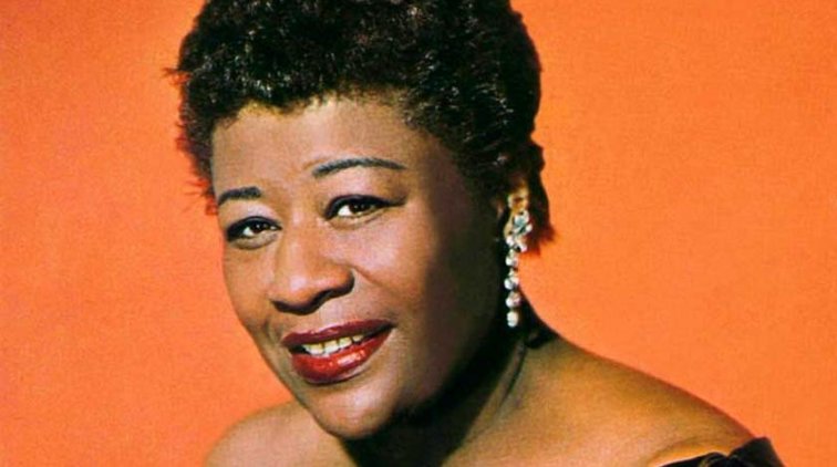 Изолировался в хрущевке: сын легендарной американской певицы застрял в России - «Культура»