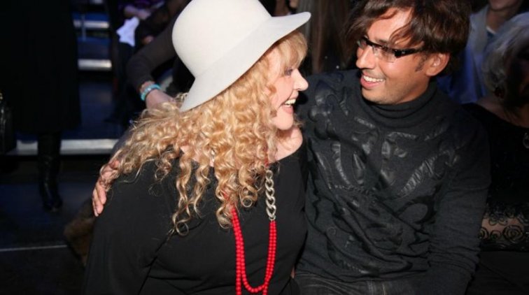 Известный телеведущий рассказал о просьбах Галкина отстать от Пугачевой - «Культура»