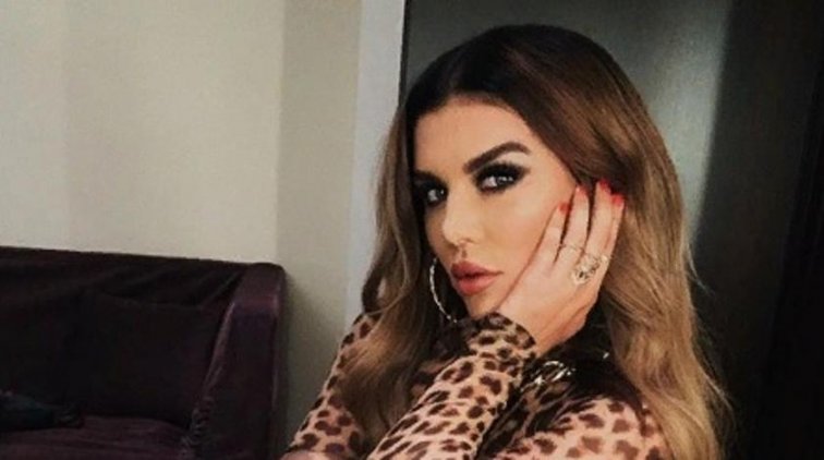 "Невыносимая разлука": Седокова не видела дочь 4 месяца - «Культура»