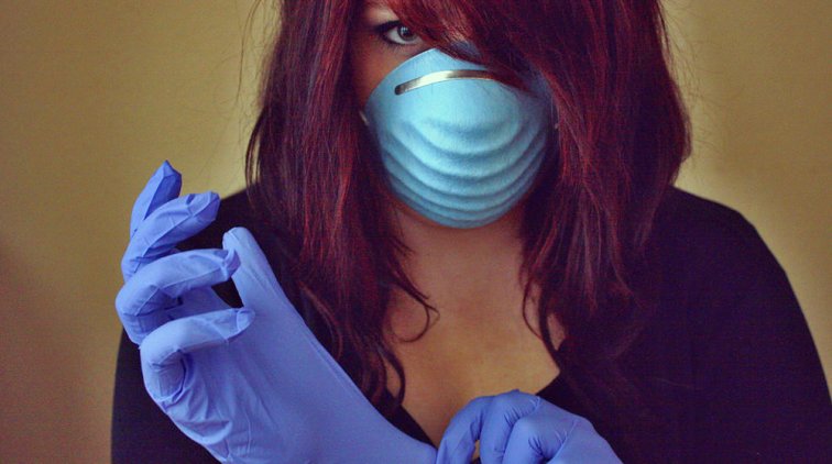 Подсчитаны траты россиян на маски и перчатки - «Новости дня»