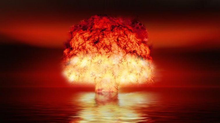 Россиян предупредили о нарастающей угрозе ядерной войны - «Политика»