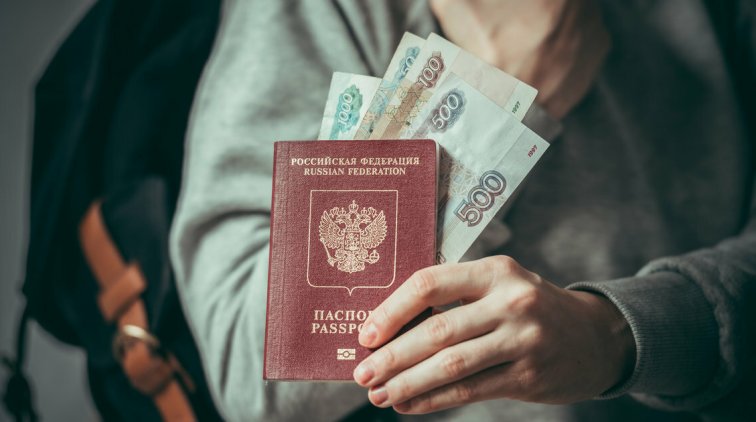 Россияне побежали в микрофинансовые организации - «Новости дня»