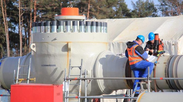 СМИ: "Северный поток - 2" подорвет единство Европы - «Политика»