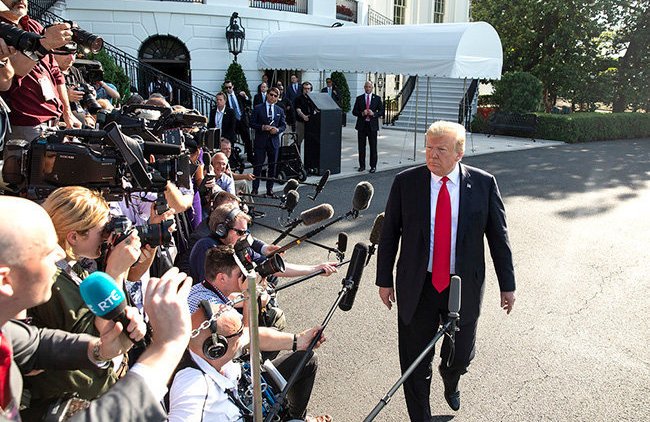 Трамп заговоренный: президента США коронавирус не берет - «В мире»