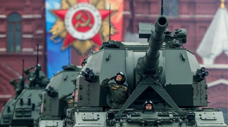 В войсках сделали ставку на колесного "монстра" с пушкой - «Армия»