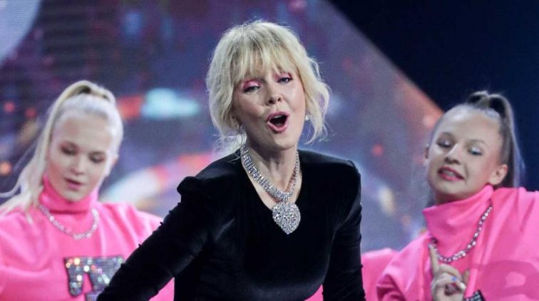 Валерию продолжает преследовать бывший муж - «Культура»