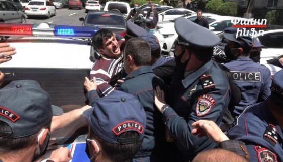 Пашинян развязал себе руки для масштабных репрессий - «Общество»
