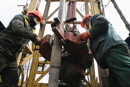 Подсчитаны потери бюджета России от дешевой нефти - «Новости дня»