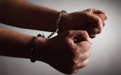 Полковник ФСО отправлен под арест по обвинению в хищении 50 млн рублей - «Новости дня»