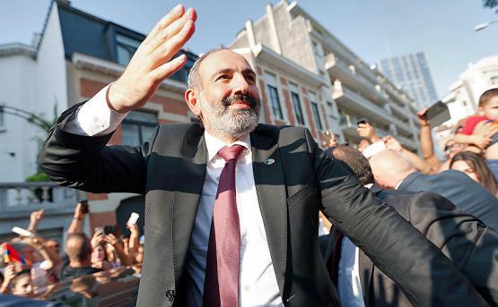 Пролетая мимо страны в куда-то… - «Общество»