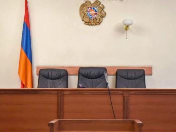 Суд признал задержание двух каджаранцев неправомерным и освободил их - «Политика»