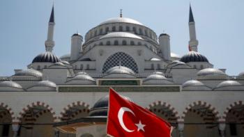 Связанный с Эрдоганом журнал сделал мишенью христиан Турции - «Общество»