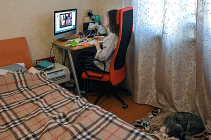 Удаленная работа подорвала здоровье россиян - «Новости дня»