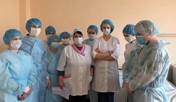 В Петербурге из Покровской больницы уволились врачи из-за условий работы с коронавирусом - «Новости дня»