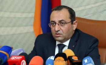 Арцвик Минасян: В условиях продолжения властями политики отрицания и пренебрежения страна не может развиваться (видео) - «Политика»