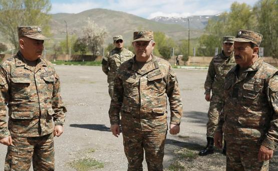 Артак Давтян посетил воинскую часть - «Армия»