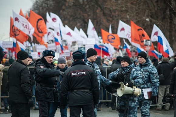 Конституционный суд: митинги должны проходить только в гайд-парках - «Новости дня»