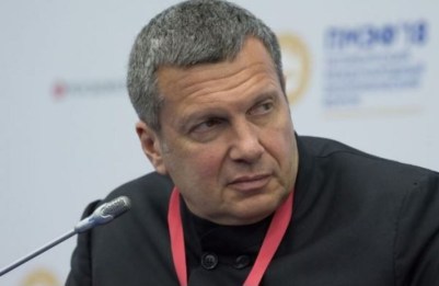 "Крым вам не понравился, а куда ГДР дели?": Соловьев преподал американскому политологу - «Новости дня»