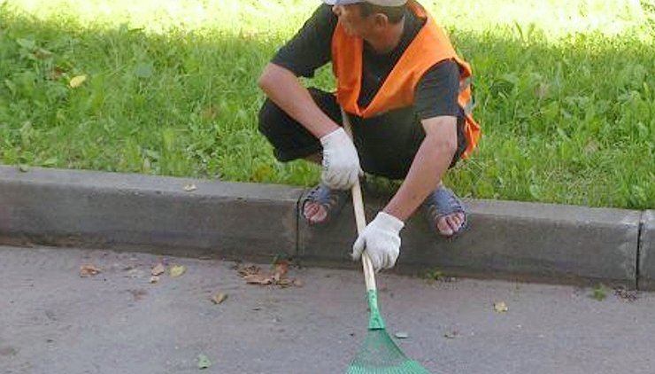 18-летняя москвичка обвинила дворника в изнасиловании - «Новости дня»