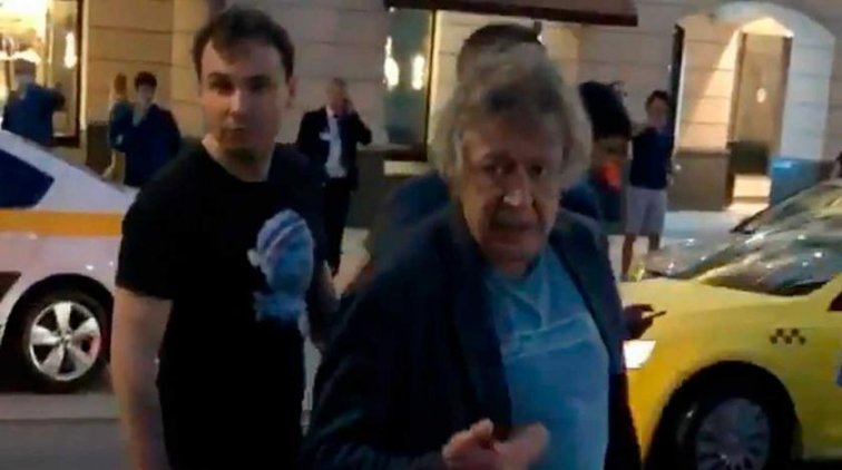 Адвокат Ефремова выступил с обвинениями в адрес очевидцев аварии - «Культура»