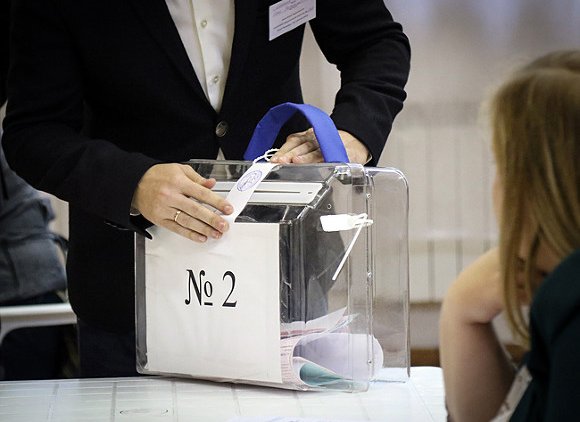 Анатомия слухов: все ради рейтинга. Кремль озабочен падением популярности президента. - «Новости дня»