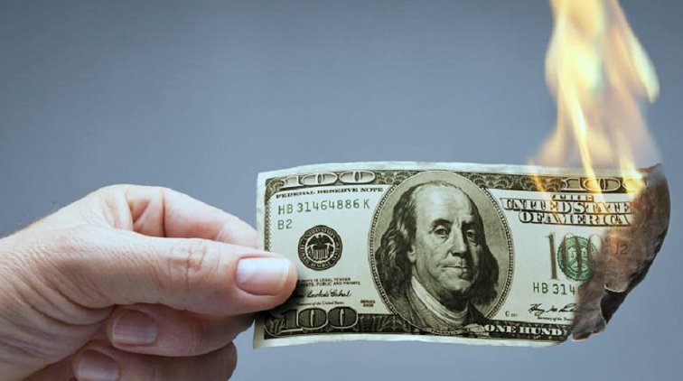 Доллару в очередной раз предрекли скорый крах - «Новости дня»