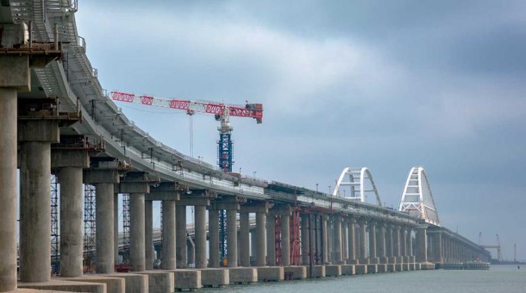Геолог оценил опасность подводных вулканов для Крымского моста - «Крым»