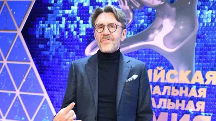 "Нужна медицинская помощь": Шнуров ответил разоблачившей его Валерии - «Культура»