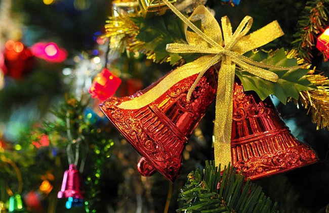 Россиянам предложили в Новый год поднимать рухнувшую экономику - «Экономика и бизнес»