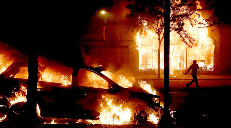 Rzeczpospolita (Польша): имидж Америки рушится - «Новости дня»