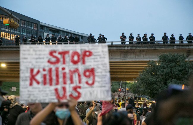 Судмедэксперты подлили масла в огонь американского протеста - «В мире»