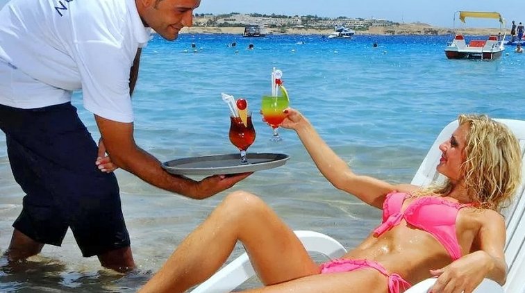 Туристам в Турции предложат страховку от COVID-19 - «Новости дня»