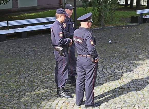 В Сочи задержали выступивших против поправок к Конституции пожилых пикетчиц - «Новости дня»