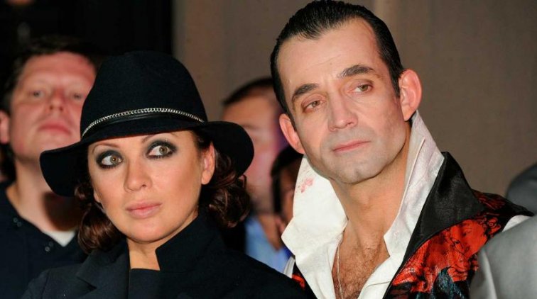 Жена Певцова раскрыла подробности смерти его матери - «Культура»